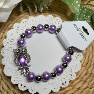 Endearing Owl, Faceted Acrylic Stone Bracelet, in color of your choice.